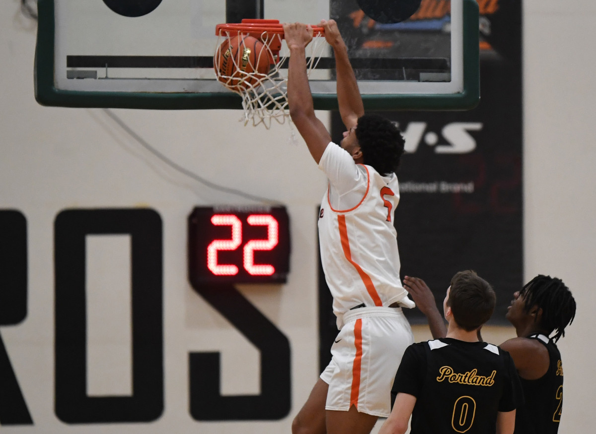 a Roosevelt vs Eastside Catholic boys basketball The Hardwood Invite final Portland Oregon December 20 2023 Taylor Balkom 17